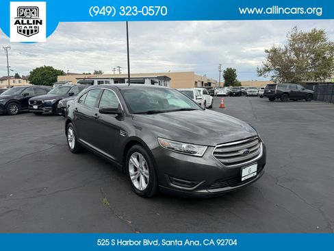 Used 2018 Ford Taurus SEL w/ Equipment Group 201A FWD image 3