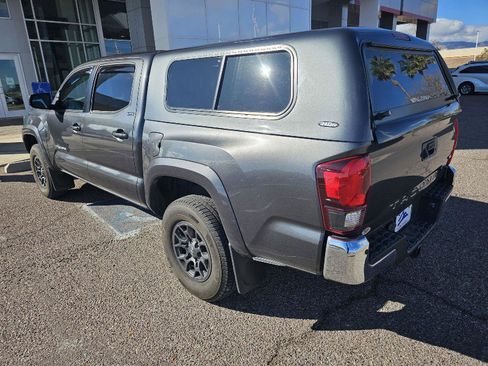 Used 2018 Toyota Tacoma SR5 image 3