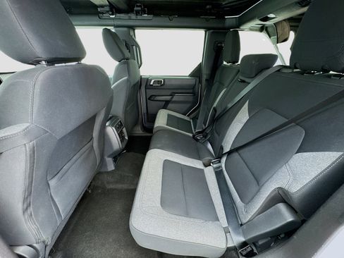 Used 2025 Ford Bronco Big Bend image 15