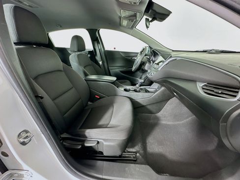 Used 2023 Chevrolet Malibu LT image 28