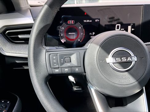 Used 2026 Nissan Kicks SV FWD image 23