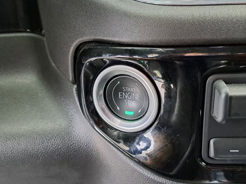 Used 2024 Chevrolet Silverado 1500 LT Trail Boss w/ Convenience Package II image 14