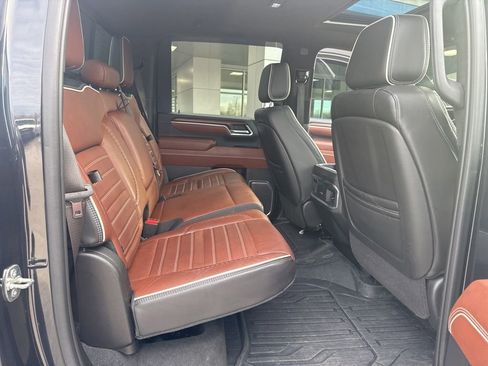 Used 2024 GMC Sierra 2500 Denali Ultimate image 25