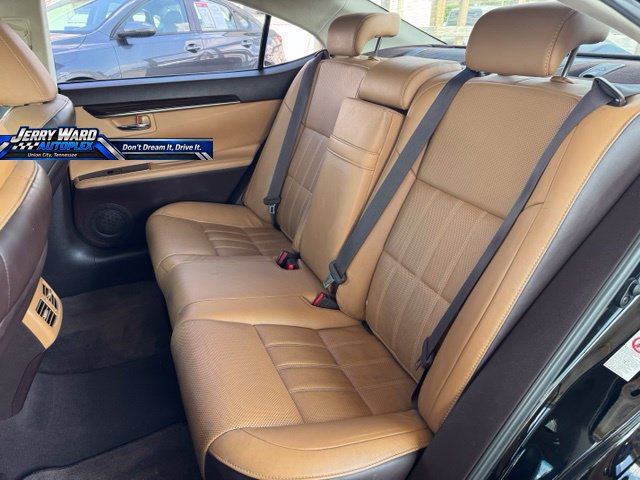 Used 2017 Lexus ES 350 w/ Luxury Package FWD image 21