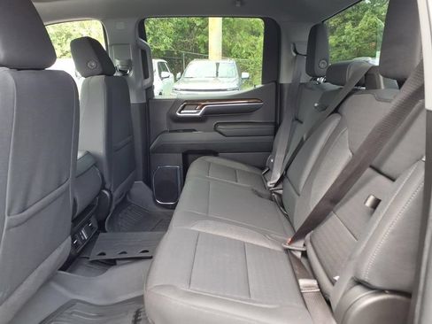 Certified 2024 GMC Sierra 1500 Elevation w/ LPO, Elevation Black Package AWD/4WD image 17