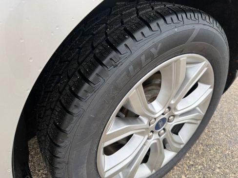 Used 2019 Ford Edge Titanium w/ Equipment Group 301A image 13