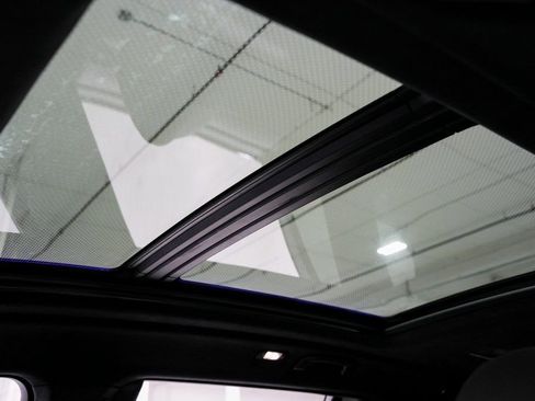 Used 2023 BMW X7 xDrive40i w/ Executive Package image 27