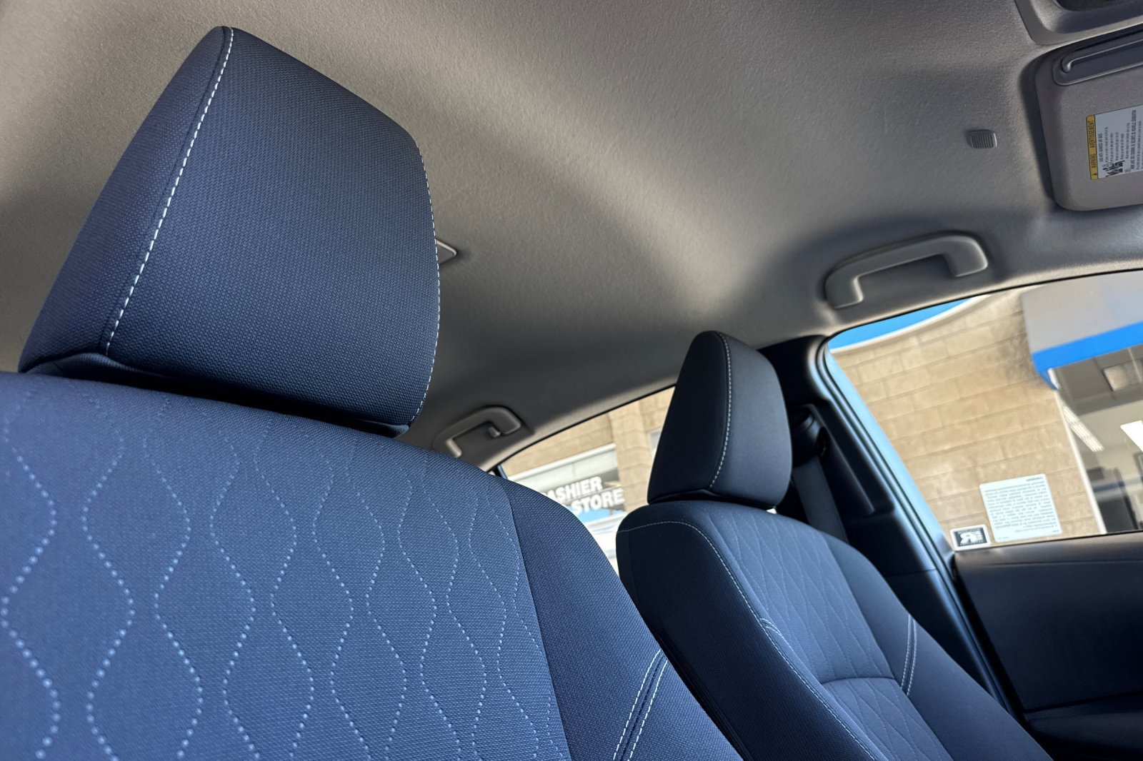 Used 2023 Toyota Corolla LE w/ Carpet Mat Package (TMS) FWD image 16