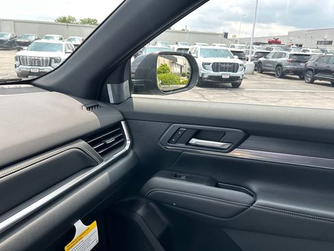 New 2027 GMC Terrain Elevation w/ Technology Package II AWD/4WD image 27