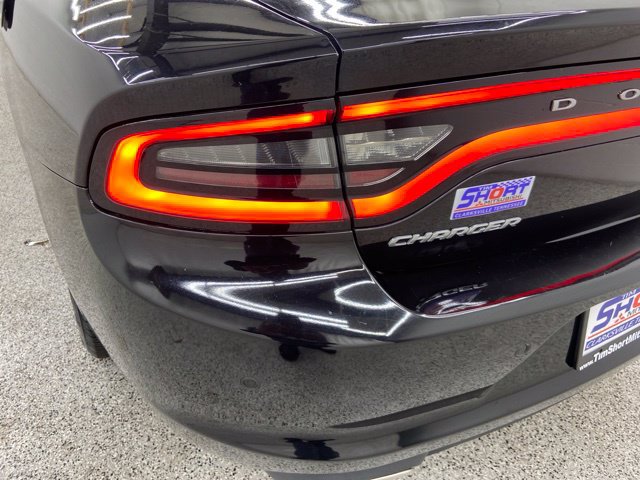 Used 2022 Dodge Charger SXT RWD image 7