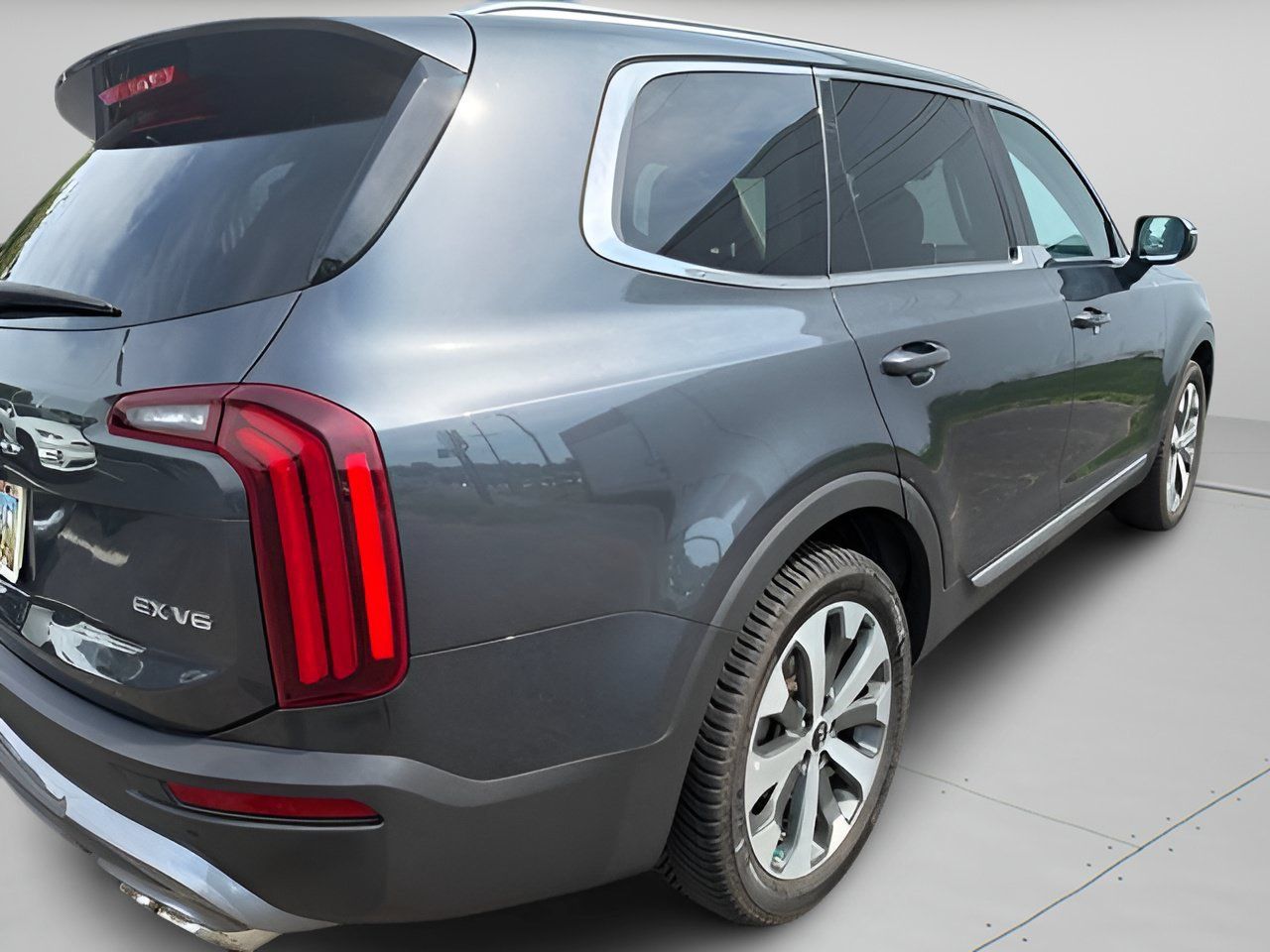 Used 2021 Kia Telluride EX w/ EX Premium Package AWD/4WD image 9