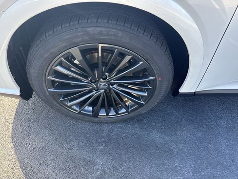 Used 2026 Lexus RX 350 Premium image 9