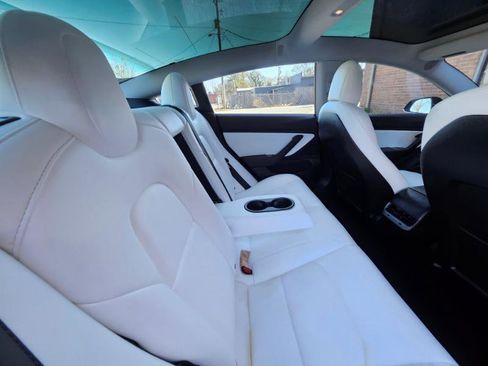 Used 2018 Tesla Model 3 image 59