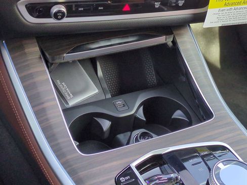 Used 2026 BMW X5 xDrive50e w/ Executive Package image 33