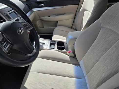 Used 2014 Subaru Outback 2.5i Premium w/ Popular Package #1B image 4