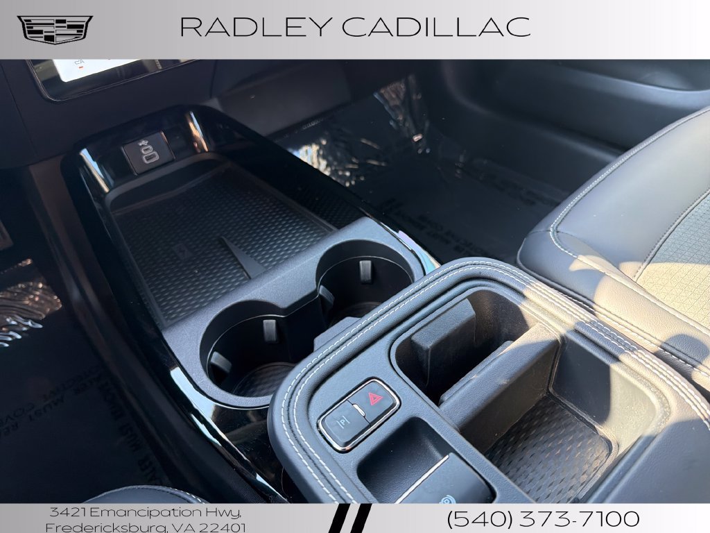 Used 2025 Ford Mustang Mach-E GT AWD/4WD image 9