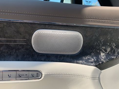 Used 2025 Genesis G90 3.5T AWD/4WD image 6