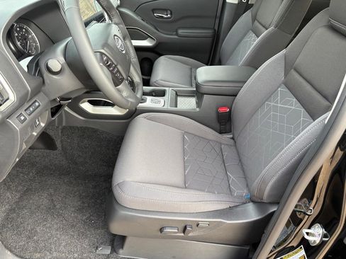 New 2026 Nissan Frontier SV image 17