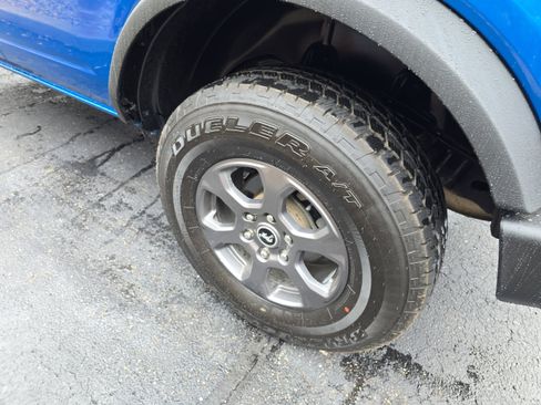 Used 2023 Ford Bronco Big Bend image 9