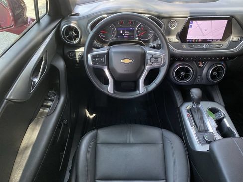 Used 2020 Chevrolet Blazer LT w/ Sound & Technology Package FWD image 14