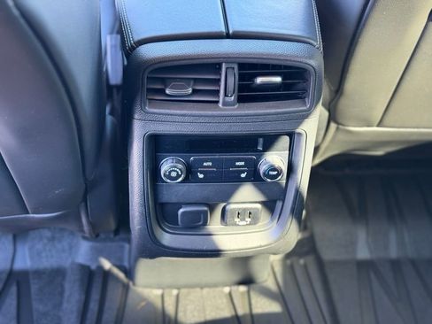 Used 2017 Buick Envision Essence image 24