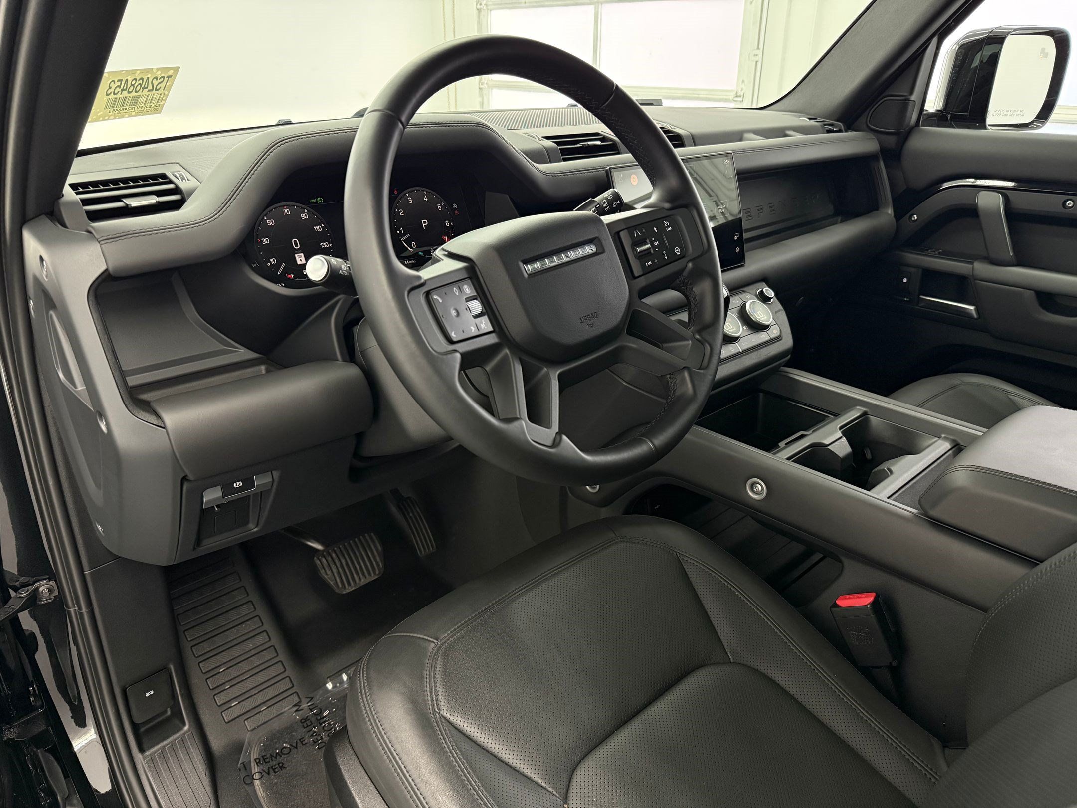 Used 2025 Land Rover Defender 130 S AWD/4WD image 4