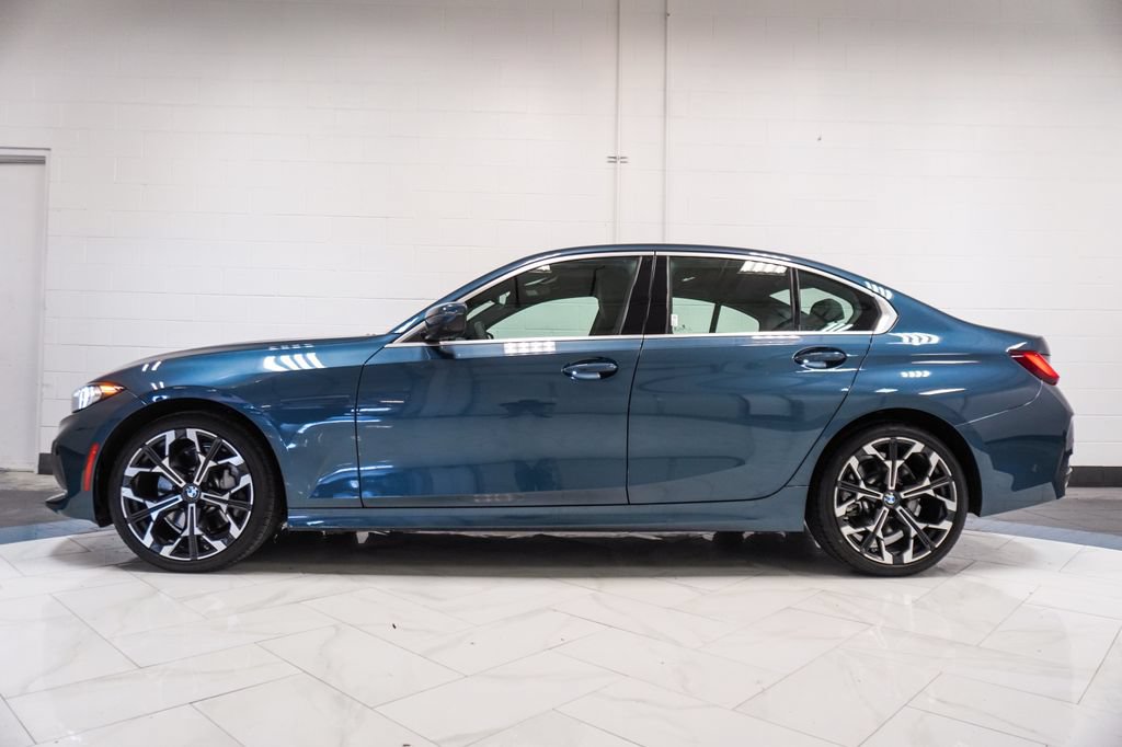 Used 2025 BMW 330i Sedan RWD image 34