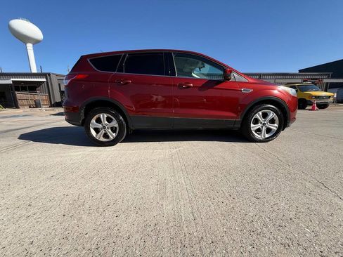 Used 2016 Ford Escape SE image 10