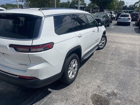 Used 2023 Jeep Grand Cherokee L Limited w/ Luxury Tech Group II image 4