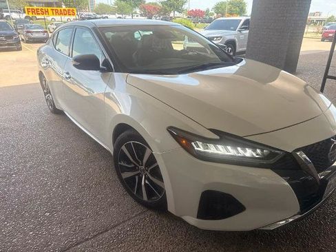 Used 2022 Nissan Maxima SV w/ Floor Mat Group FWD image 5