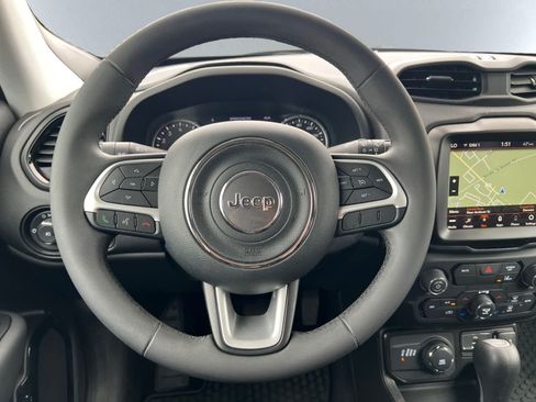 Used 2023 Jeep Renegade Altitude AWD/4WD image 18