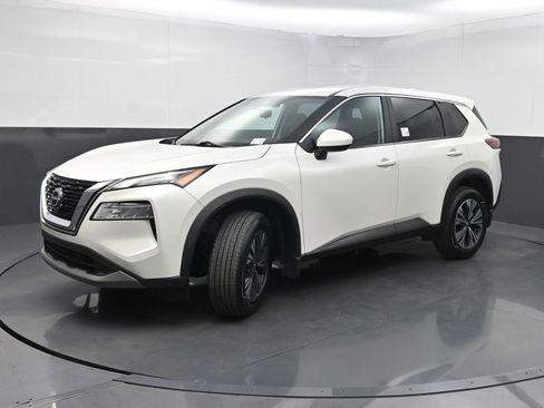 Used 2023 Nissan Rogue SV FWD image 19