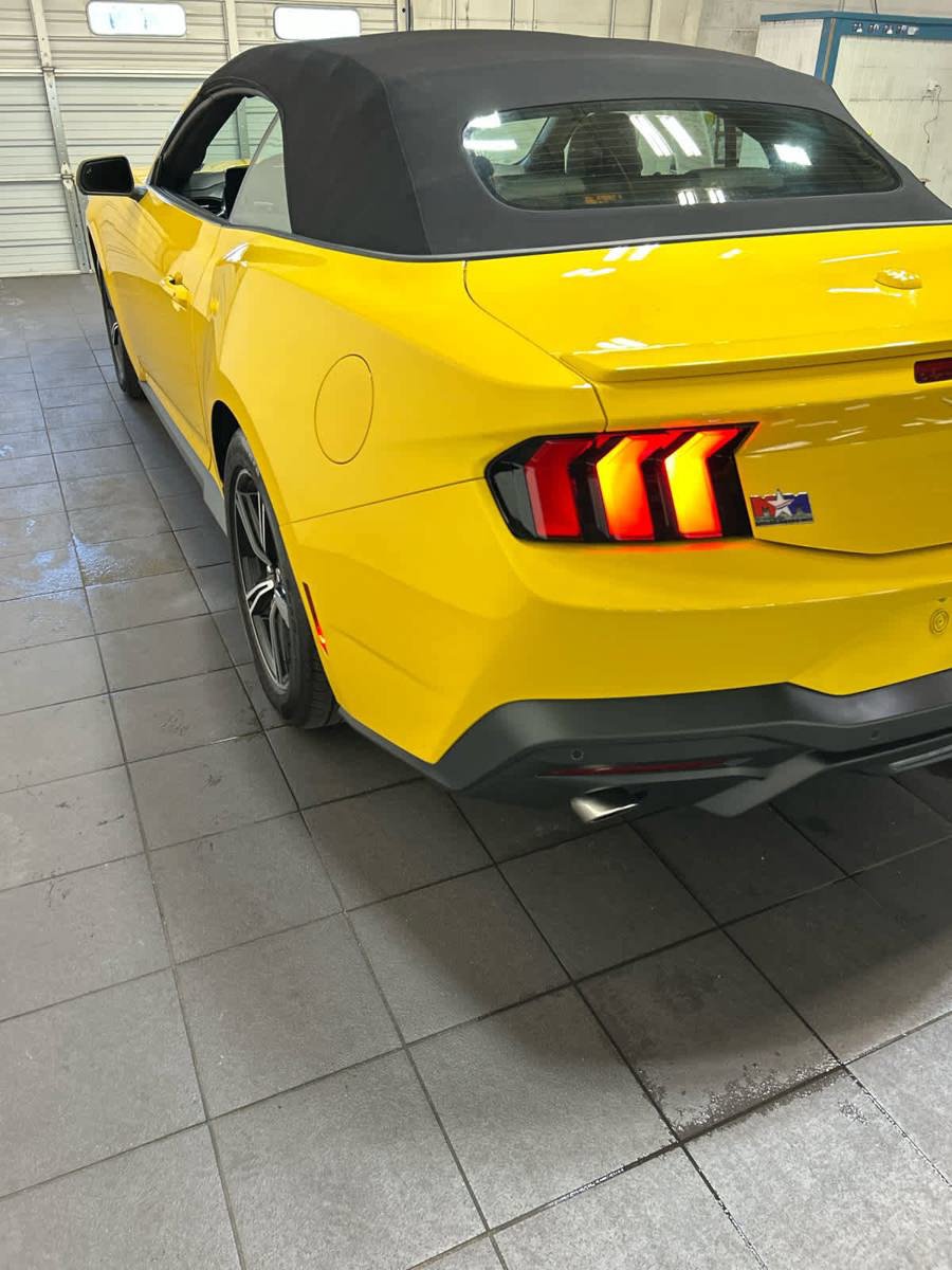 Used 2024 Ford Mustang Premium RWD image 8
