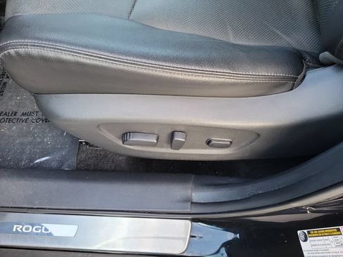 Used 2016 Nissan Rogue SL w/ SL Premium Package FWD image 21