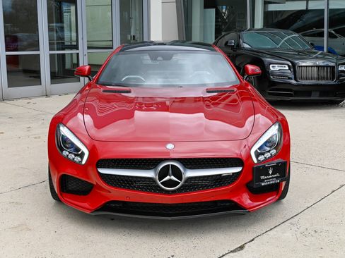 Used 2016 Mercedes-Benz AMG GT S image 2