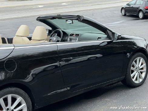 Used 2012 Volkswagen Eos Komfort FWD image 41