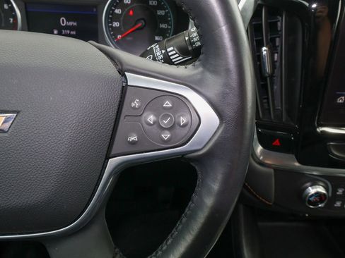 Used 2021 Chevrolet Traverse LT AWD/4WD image 21