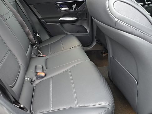 New 2026 Mercedes-Benz GLC 300 4MATIC image 28