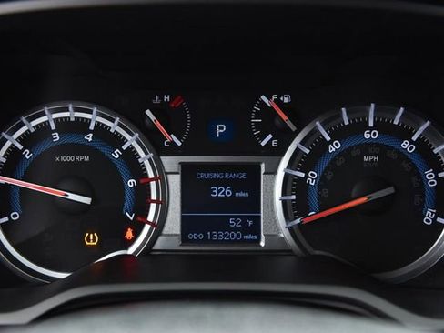 Used 2016 Toyota 4Runner SR5 image 11