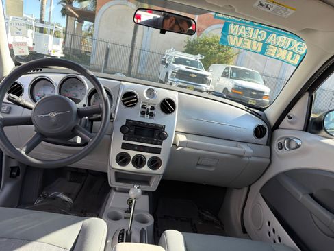 Used 2007 Chrysler PT Cruiser 4DR Base image 18