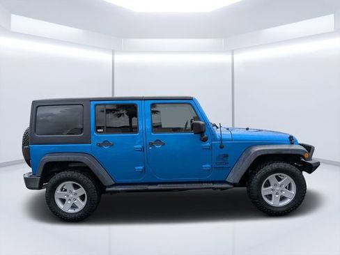 Used 2016 Jeep Wrangler Unlimited Sport w/ Quick Order Package 24S AWD/4WD image 2