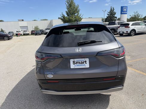 Certified 2023 Honda HR-V EX-L image 6