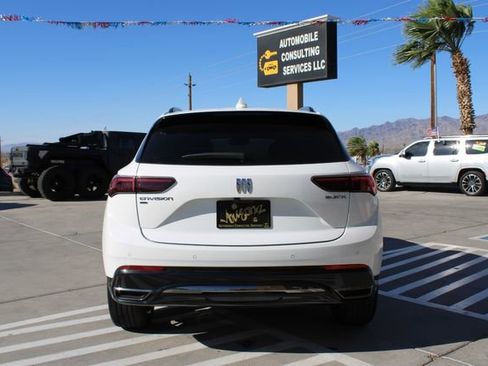 Used 2025 Buick Envision Sport Touring image 4