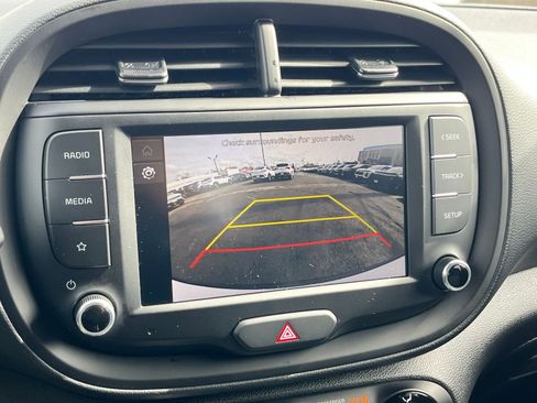 Used 2025 Kia Soul LX w/ LX Technology Package image 22