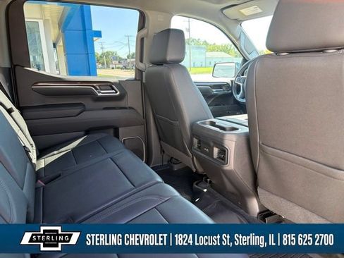 Used 2022 Chevrolet Silverado 1500 LT Trail Boss w/ LT Trail Boss Premium Package AWD/4WD image 15
