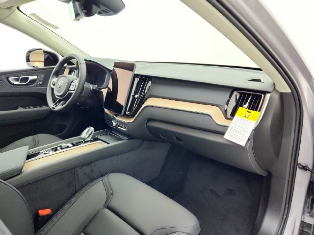 New 2026 Volvo XC60 B5 Plus w/ Protection Package Premier AWD/4WD image 13