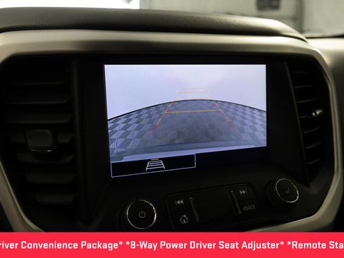 Certified 2023 GMC Acadia SLE w/ Driver Convenience Package image 7