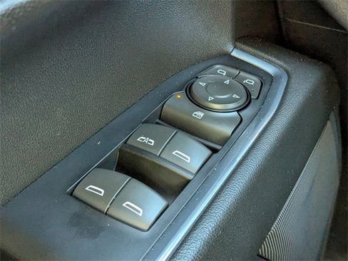 Used 2022 GMC Sierra 1500 SLE image 15