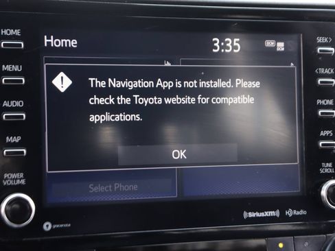 Used 2021 Toyota Highlander XLE AWD/4WD image 30