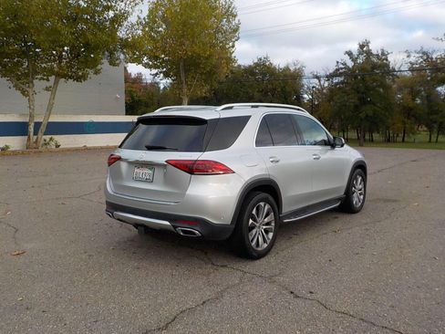 Used 2020 Mercedes-Benz GLE 350 4MATIC image 2